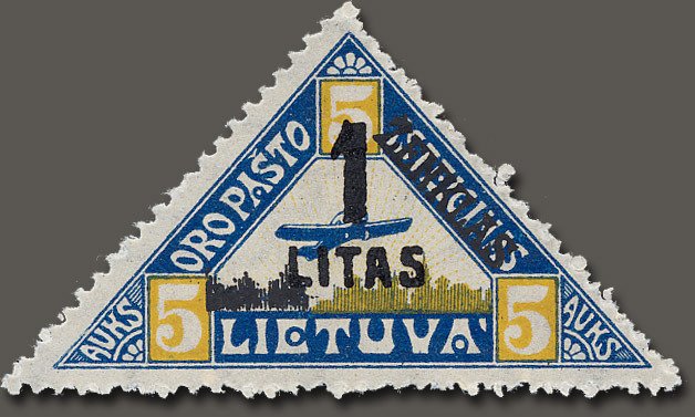 Plane over Kaunas
