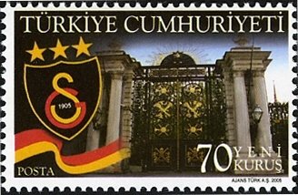 Club Emblem, Building