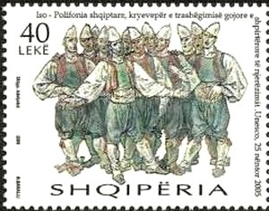 Isopolyphonic singing