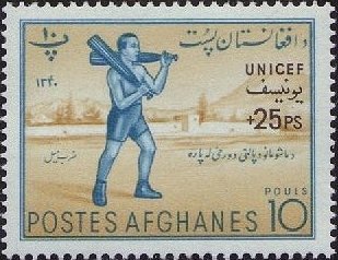 Man with Indian clubs