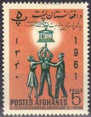 3 People carrying the UNESCO symbol