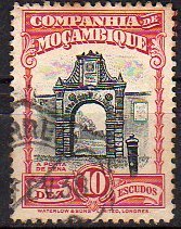 Old gate, Sena