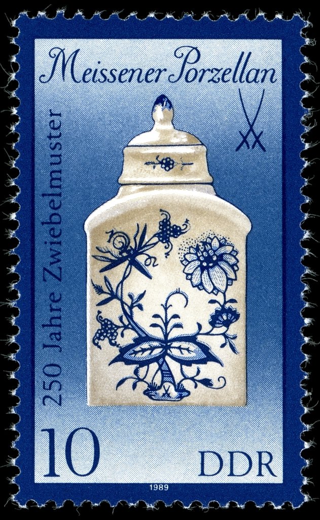 Tea Caddy (18th century)