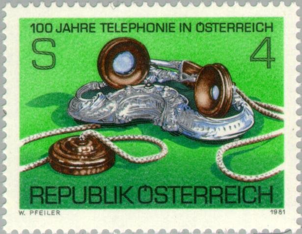 Table telephone (c. 1900)