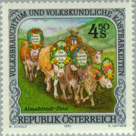 Ceremonial driving down of cattle from the mountain pastures