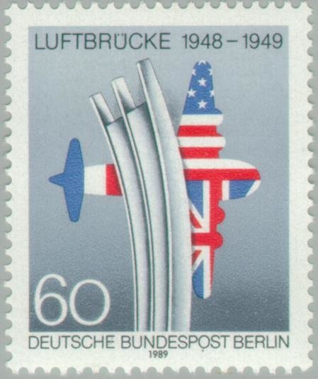 Airlift Memorial, flags of the Allies, plane