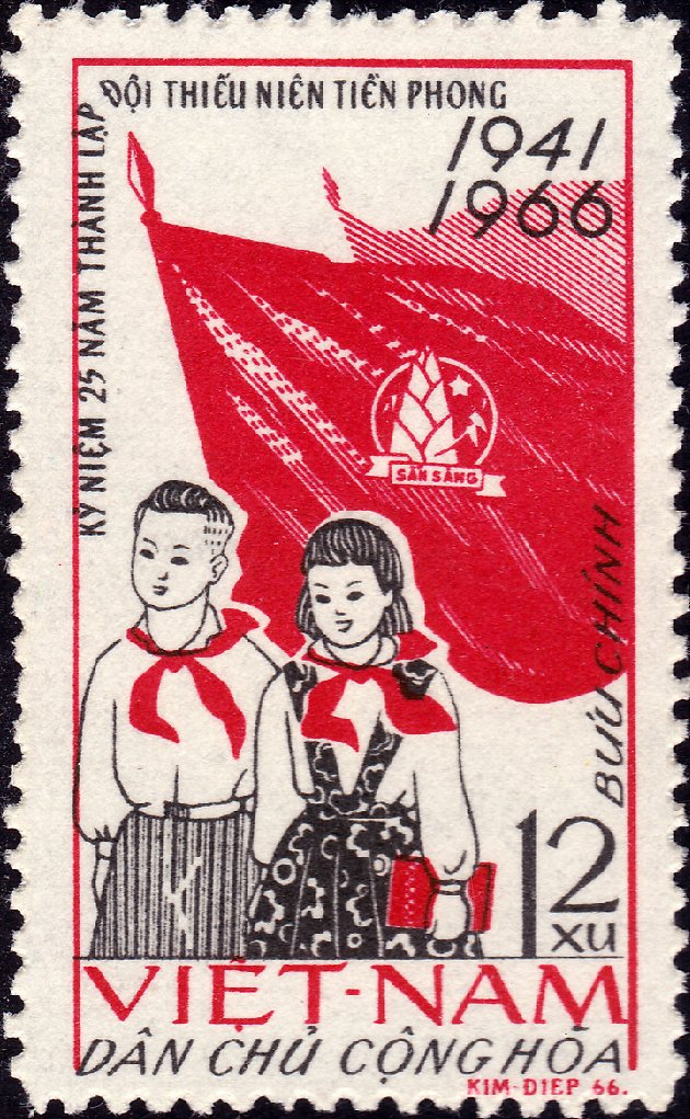 Youth Pioneers and Flag