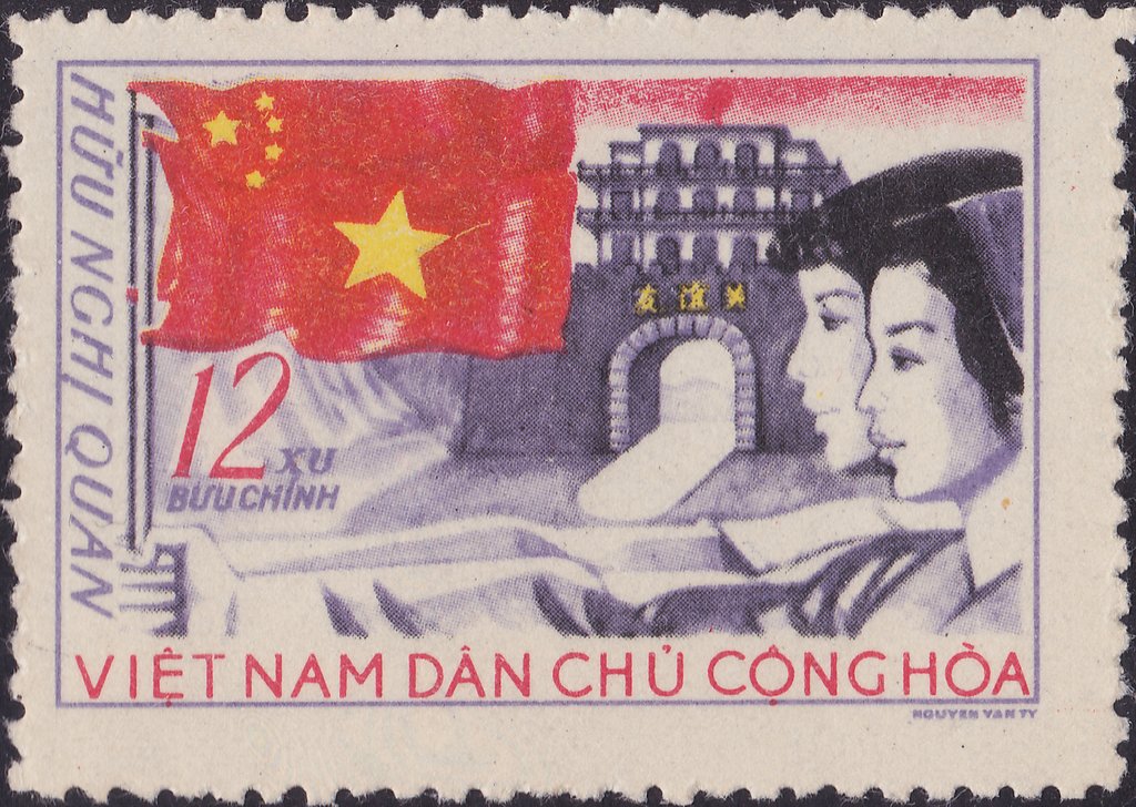 Vietnamese And Chinese Girls