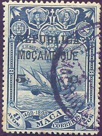 Fleet of Vasco da Gama on the run - on Macao stamp
