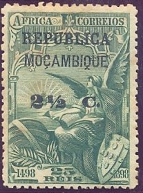 Fleet of Vasco da Gama on the run - on Africa stamp