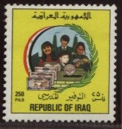 Students, banknotes, chimneys