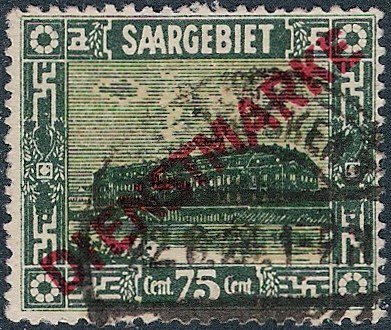 Stamp of 1922 overloaded DIENSTMARKE