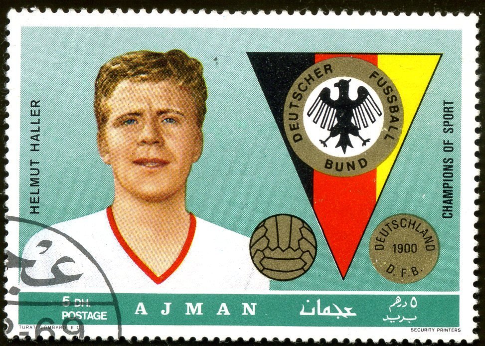 Helmut Haller (1939-2012), Midfielder