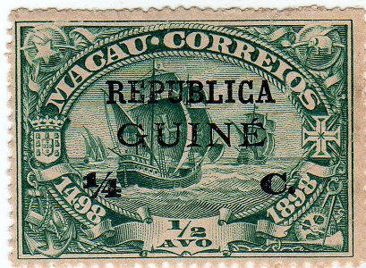 Fleet of Vasco da Gama on the run - on Macao stamp