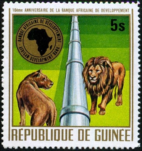 Lion (Panthera leo), Pipeline