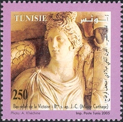 Sculptures from the Punic and Roman eras - Sculpture of Victory