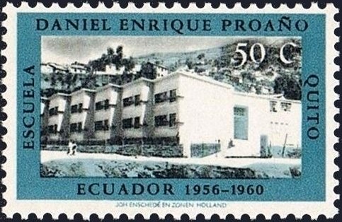 School Daniel Enrique Proańo, Quito