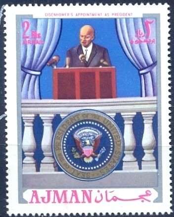 Eisenhower in front of the Columbia University