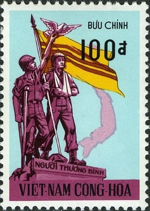 Veterans’ memorial, map and flag