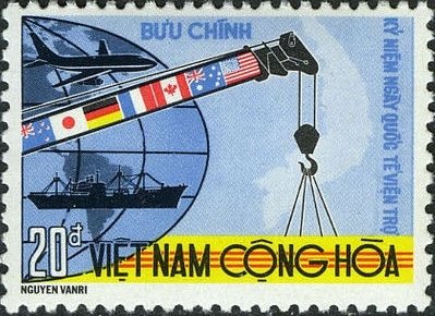 Globe, Crane