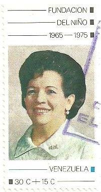 Carmen América Fernández de Leoni, Founder