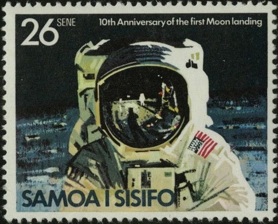 Astronaut on moon