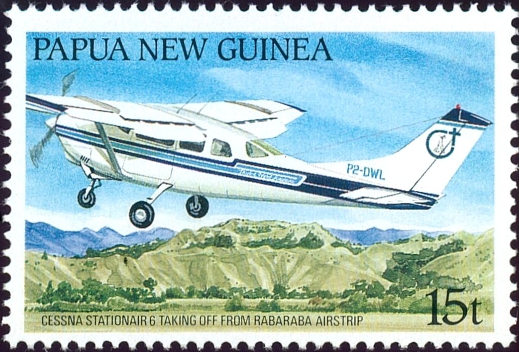 Cessna Stationair 6 taking off from Rabaraba Airstrip