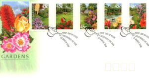 Gardens through the seasons (Self adhesive)