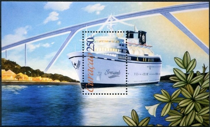 Ocean Liner Freewinds