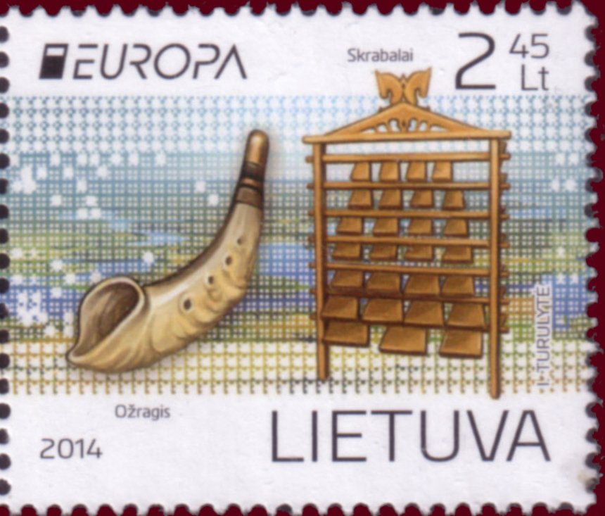 Skrabalai (wooden bell) and birbynė (reed-pipe)