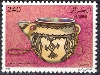 Milk pot
