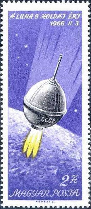 Stamp, Luna 9 closing in on the moon, Hungary,  , Celestial Bodies, Moon, Spacecrafts, Moon Landing, Outer Space