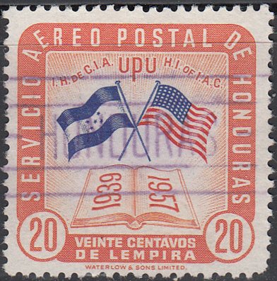 Flags of Honduras and the United States