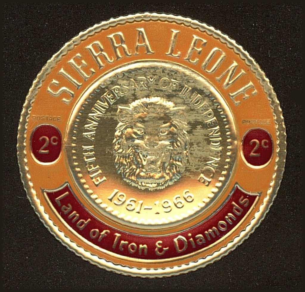Gold coin "Lion head"