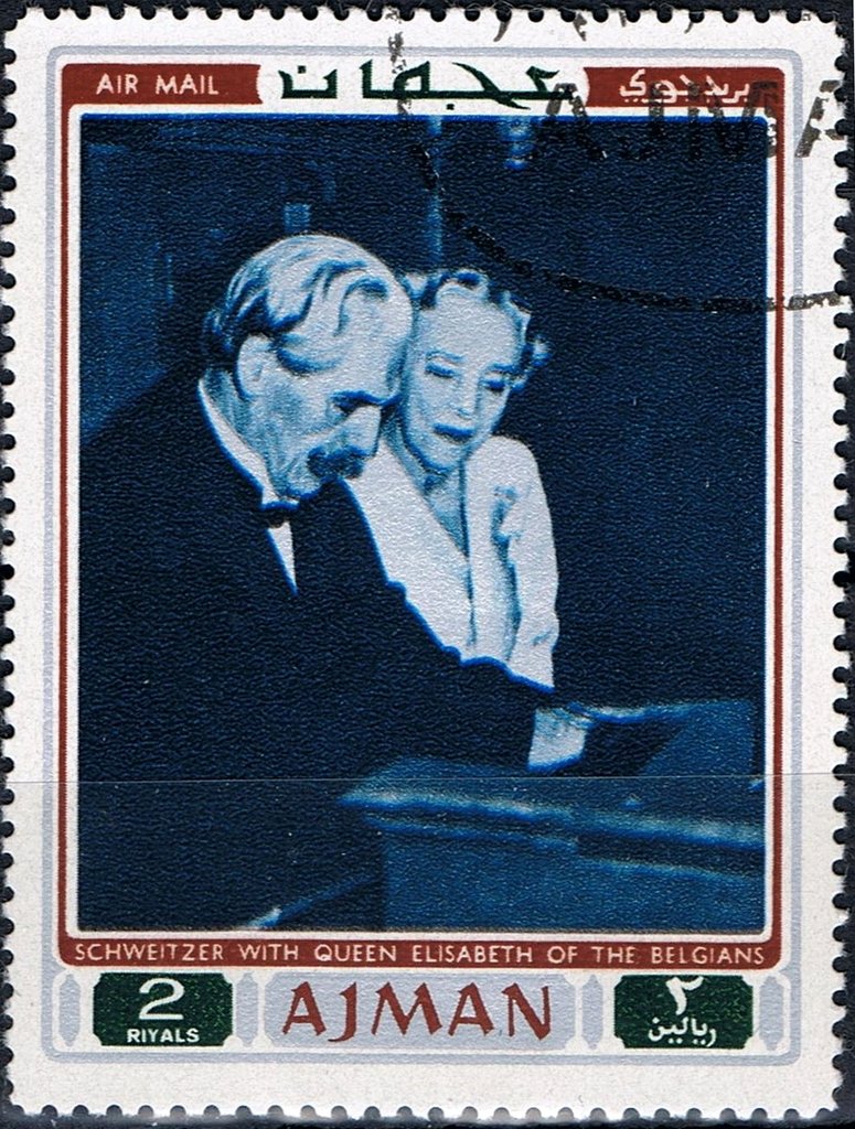 Schweitzer with Queen Elisabeth of Belgian