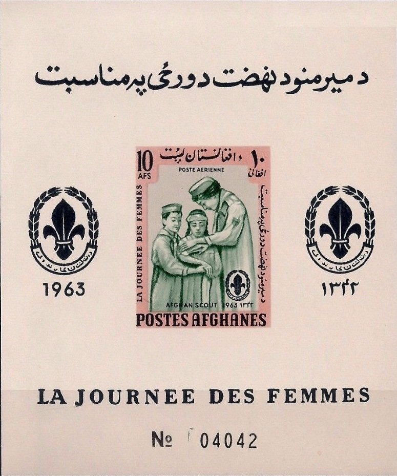 Scouts providing first aid