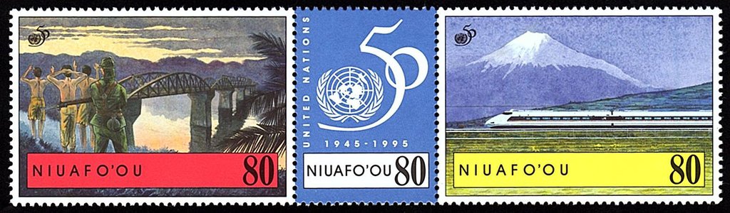 UN50 Se-tenant triple type 80