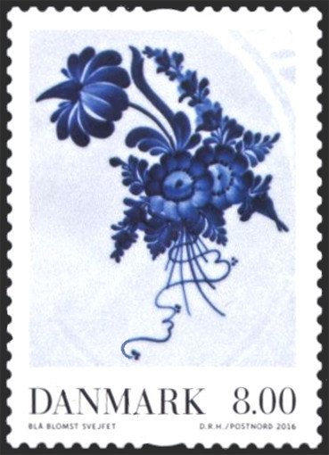 Porcelain plate - Blue Flower