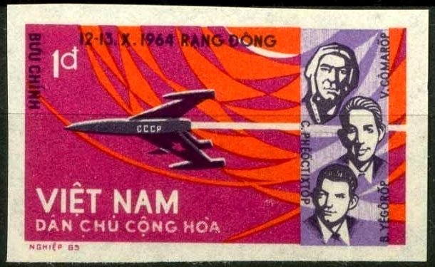 Flight crew and rocket