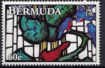 Birds in tree