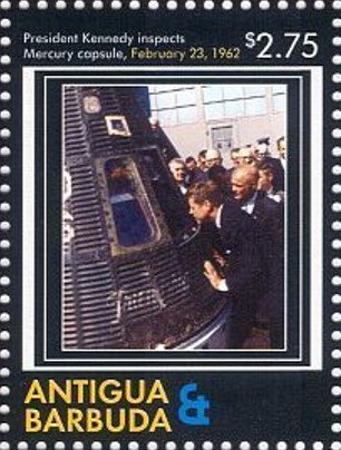 President Kennedy inspects Mercury capsule, Feb. 23, 1962