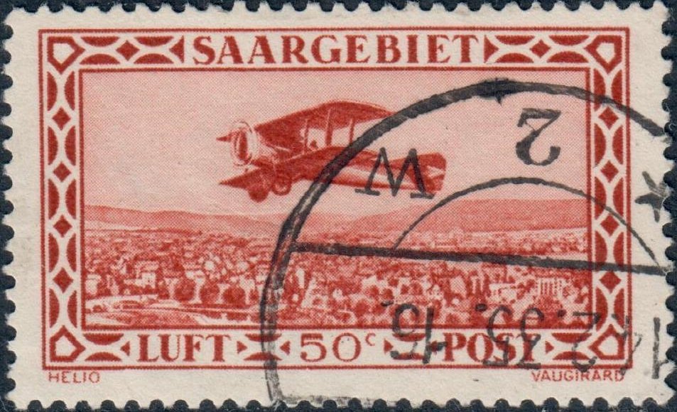 Plane flying Saarbrücken