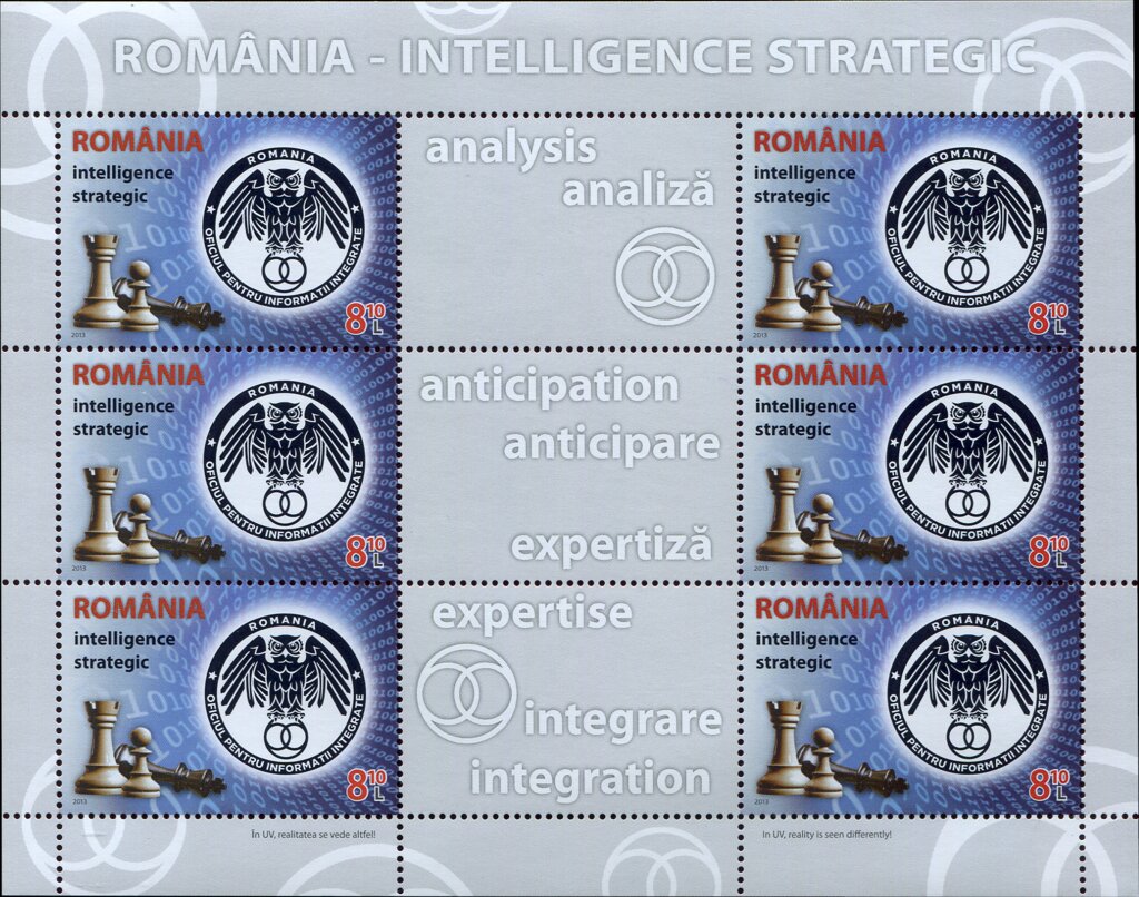 Emblem & Chess Pieces