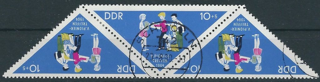 Tete-Beche, Pioneer Meet, Germany, Democratic Republic,  , Children, Children's Play, Triangle Stamps