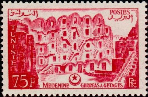 Medenine, ghorfas 4-stage