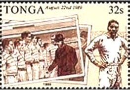 King George V inspecting Cambridge team