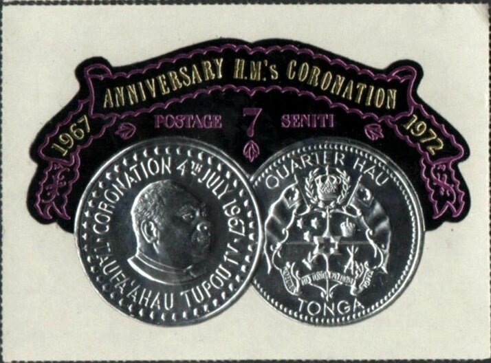 Front and back of the coronation coin
