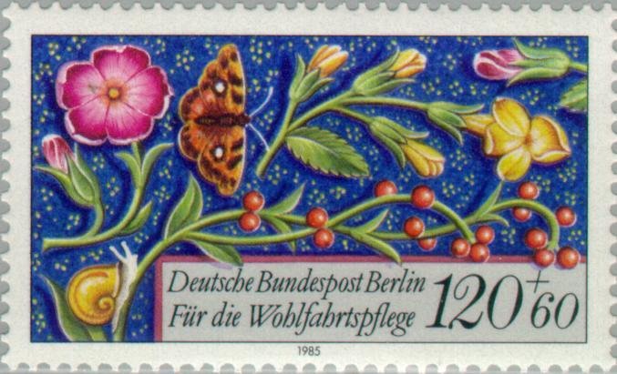 Scattered flowers, berries, birds and insects
