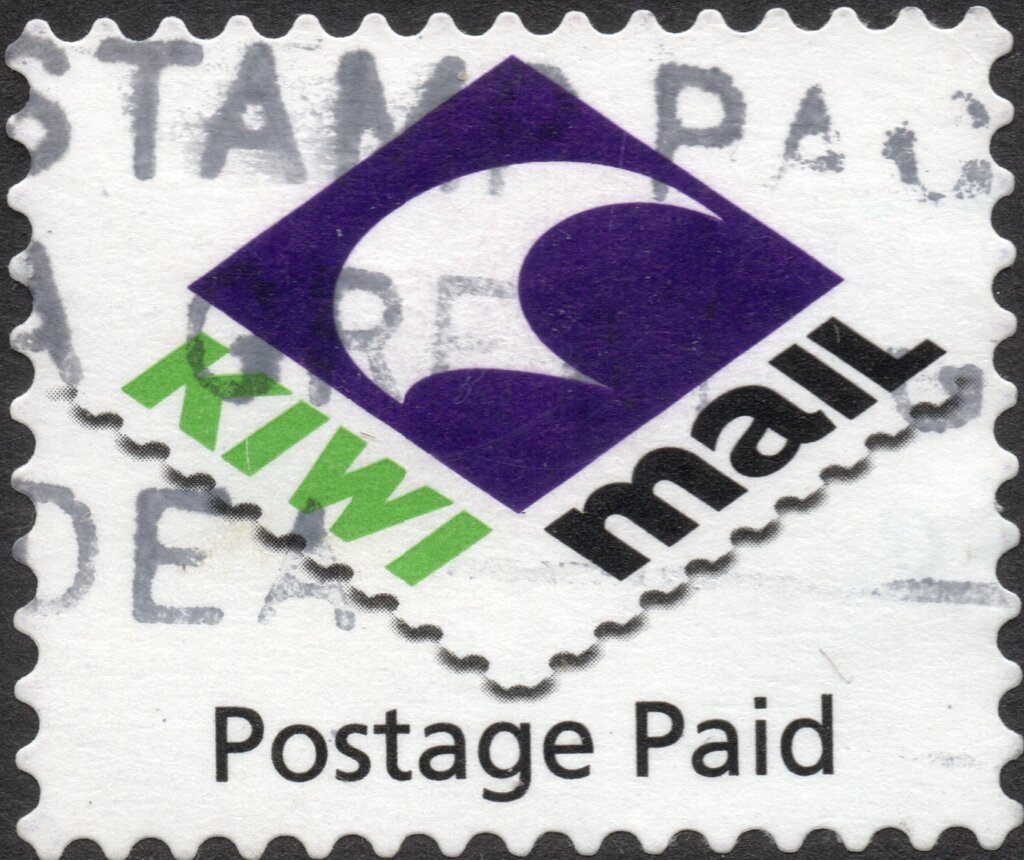 Kiwi Mail Logo
