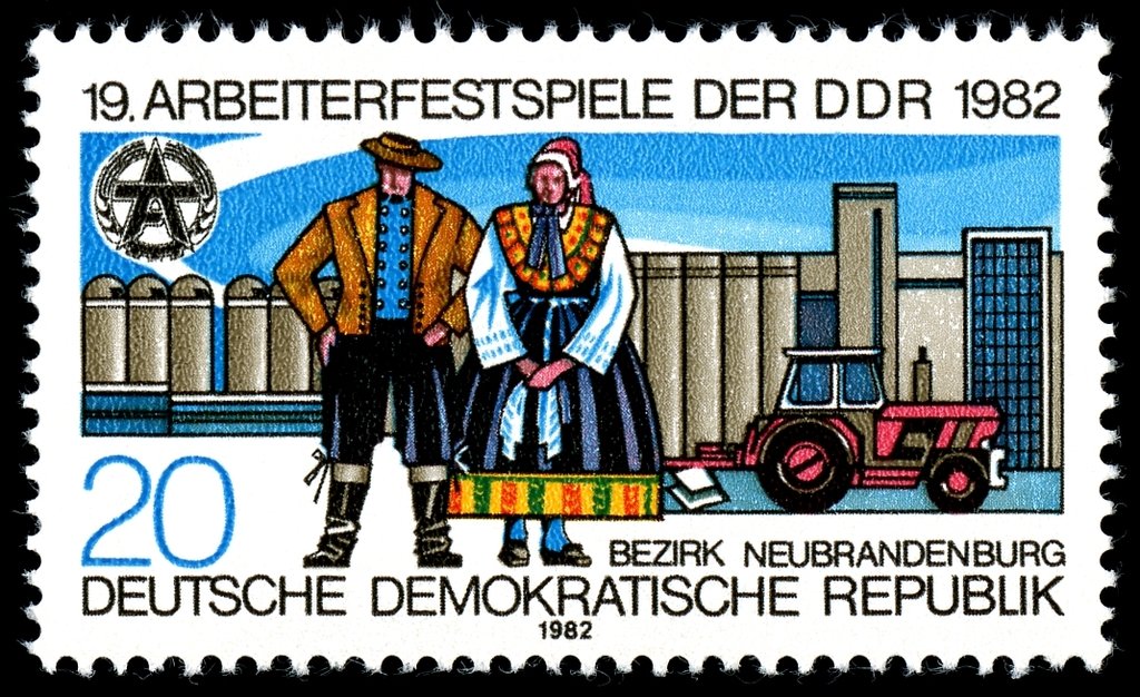 Trachtenpaar, agriculture equipment